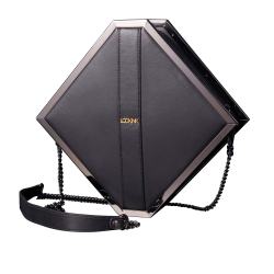 Сумка для секс-іграшок LOCKINK Mysterious Square Kink Bag з набором для бондажу, чорна